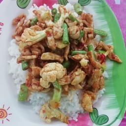 ข้าวพริกแกงไก่