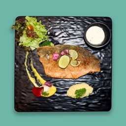 สเต็กปลากระพง ซอสพริกขี้หนู