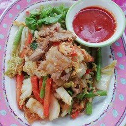 สุกี้แห้งเนื้อ