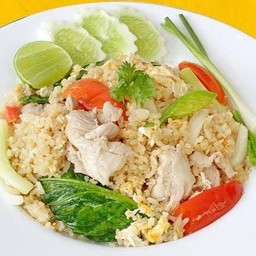 ข้าวผัดไก่