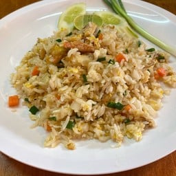 ข้าวผัดปู