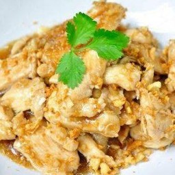 ข้าวไก่กระเทียม