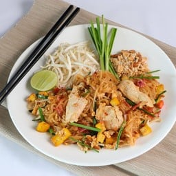 ผัดไท (หมู,ไก่)