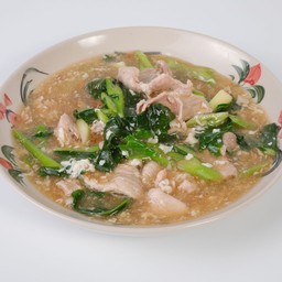 ราดหน้าหมูนุ่ม