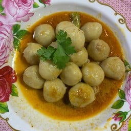 เกาเหลา ลูกชิ้น