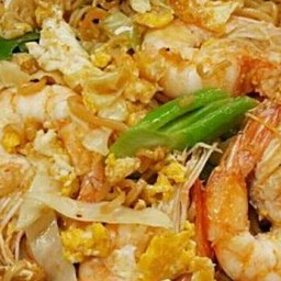 ม่าม่าผัดไข่หมู