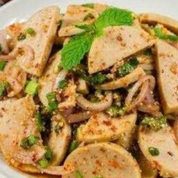 ลาบหมูยอ