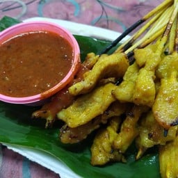 หมูสะเต๊ะ ตลาดรถไฟลำปาง