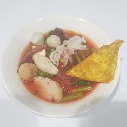 เล้งก๋วยเตี๋ยวลูกชิ้นปลา