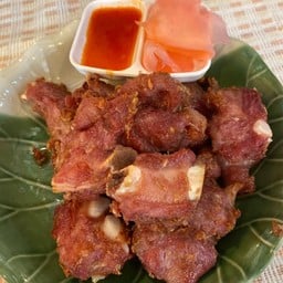 แหนมกะดูกอ่อนทอด