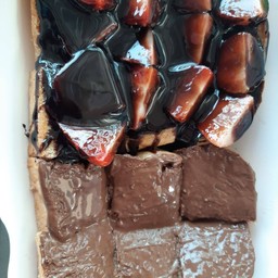 ขนมปังปิ้งนูเทล่า+ช้อค+สตอแช่แข็งราดช้อคโกแลตช่ำๆ