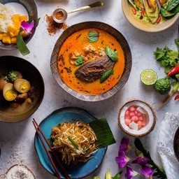 ครัวแม่ตุ๊ก (Mama Tuk Kitchen)