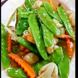 ถั่วลันเตาผัดน้ำมันหอย