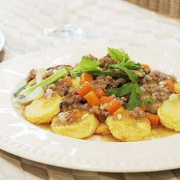 เต้าหู้ไข่ผัดน้ำมันหอย