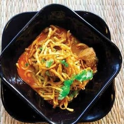 ข้าวซอยไส้อั่ว