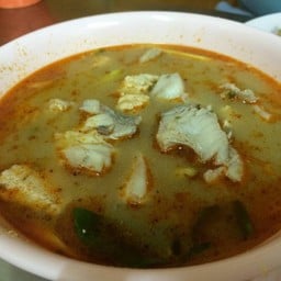 ต้มยำปลาล้วน ธรรมดา