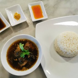 60 บาท หมูเปื่อย น้ำข้นอร่อย