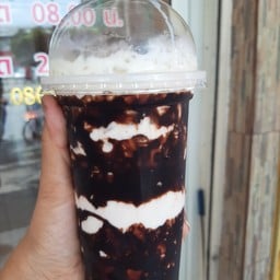 นมสดช้อคโกแลตลาวาเย็น
