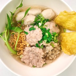 เกาเหลา หมูสับลูกชิ้นหมู น้ำ