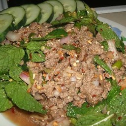 ลาบเนื้อ