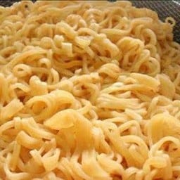 มาม่าลวก