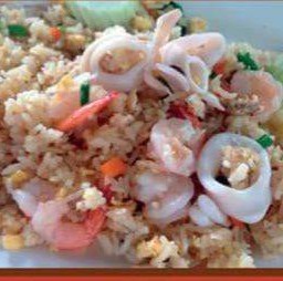 ข้าวผัดรวมทะเล2คนทาน