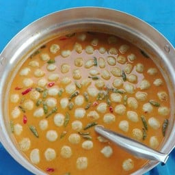 ตามสั่ง + ขนมจีน (สูตรโบราณ)แม่พรรณี โชคชัยสี่
