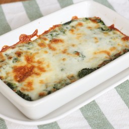 ผักโขมอบชีส