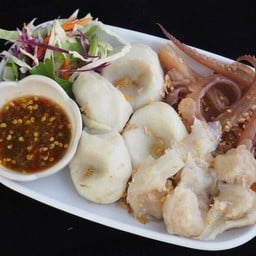 2สหายลวกจิ้ม