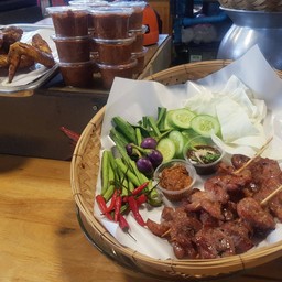 หมูปลาร้ากระด้ง&หมูทอดจิ้มแจ่ว สุขาภิบาล5
