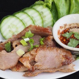 คอหมูย่าง