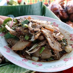น้ำตกคอหมูอบโอ่ง