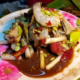 ส้มตำไหลบัวกุ้งสด