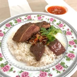 ข้าวหน้าเป็ดตุ๋น