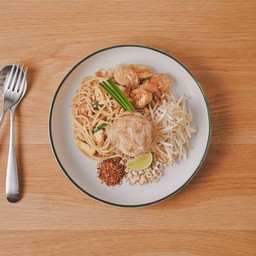 สปาเกตตี้ผัดไทยกุ้งสด