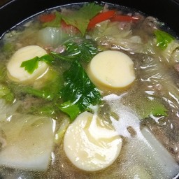 แกงจืดเต้าหู้วุ้นเส้นหมูสับ