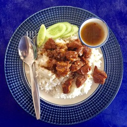 ข้าวหมูอบพริกไทยดำ