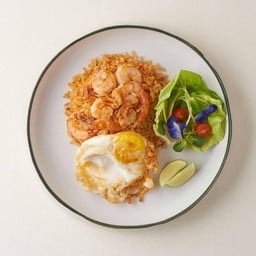 ข้าวผัดซอสครีมมันกุ้ง ไข่ดาว