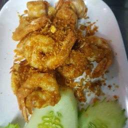 กุ้งทอดกระเทียม