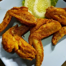 ปีกไก่ทอด