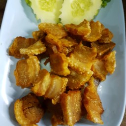 หมูกรอบทอด