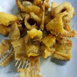 ปลาสลิดทอด