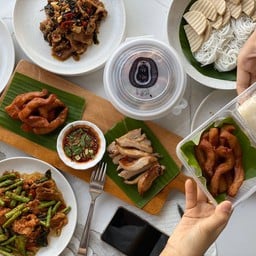 คำราม อร่อยลามปาม