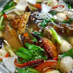 ต้มโคล้งปลากรอบ