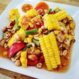 ข้าวโพดไข่เค็ม