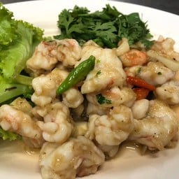 กุ้งผัดพริกขี้หนูสวน