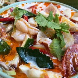 ข้าวอร่อย GiftedCatering