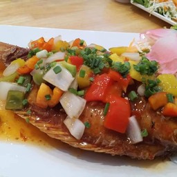 ปลาทับทิมสามรส