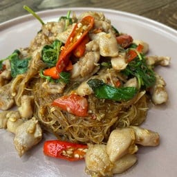 ก๋วยเตี๋ยวผัดขี้เมาหมู