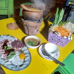 ชุดหมูจุ่ม รสเด็ด